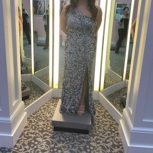 Formal dress never worn. Size 8